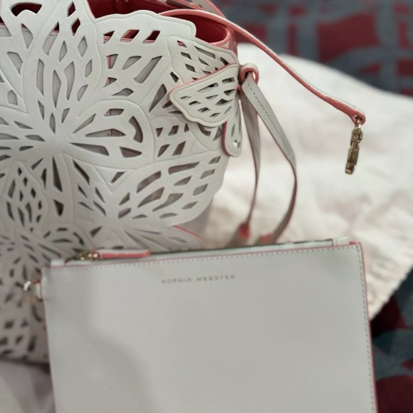 Sophia Webster Liara Laser-Cut Leather Butterfly Tote Bag - Picture 4 of 6